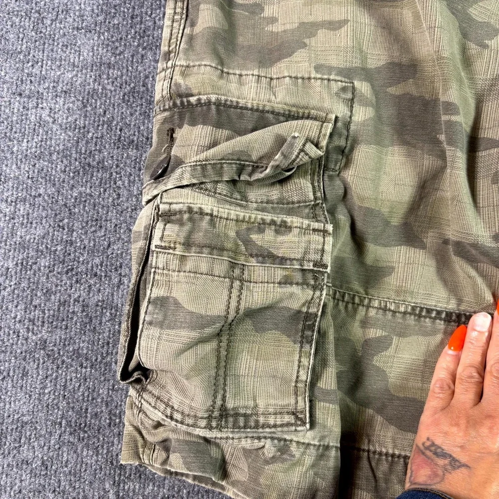 VTG Levis Squad Cargo Shorts Mens 33 Beige Camouflage US Army Military Cotton